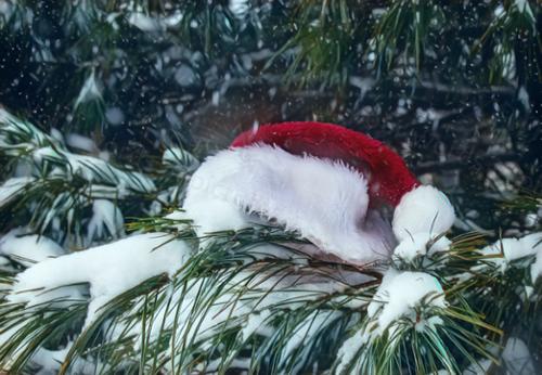 SANTAS HAT