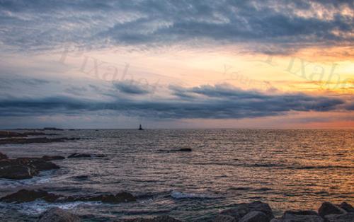 SAKONNET POINT DISTANCE SUNSET